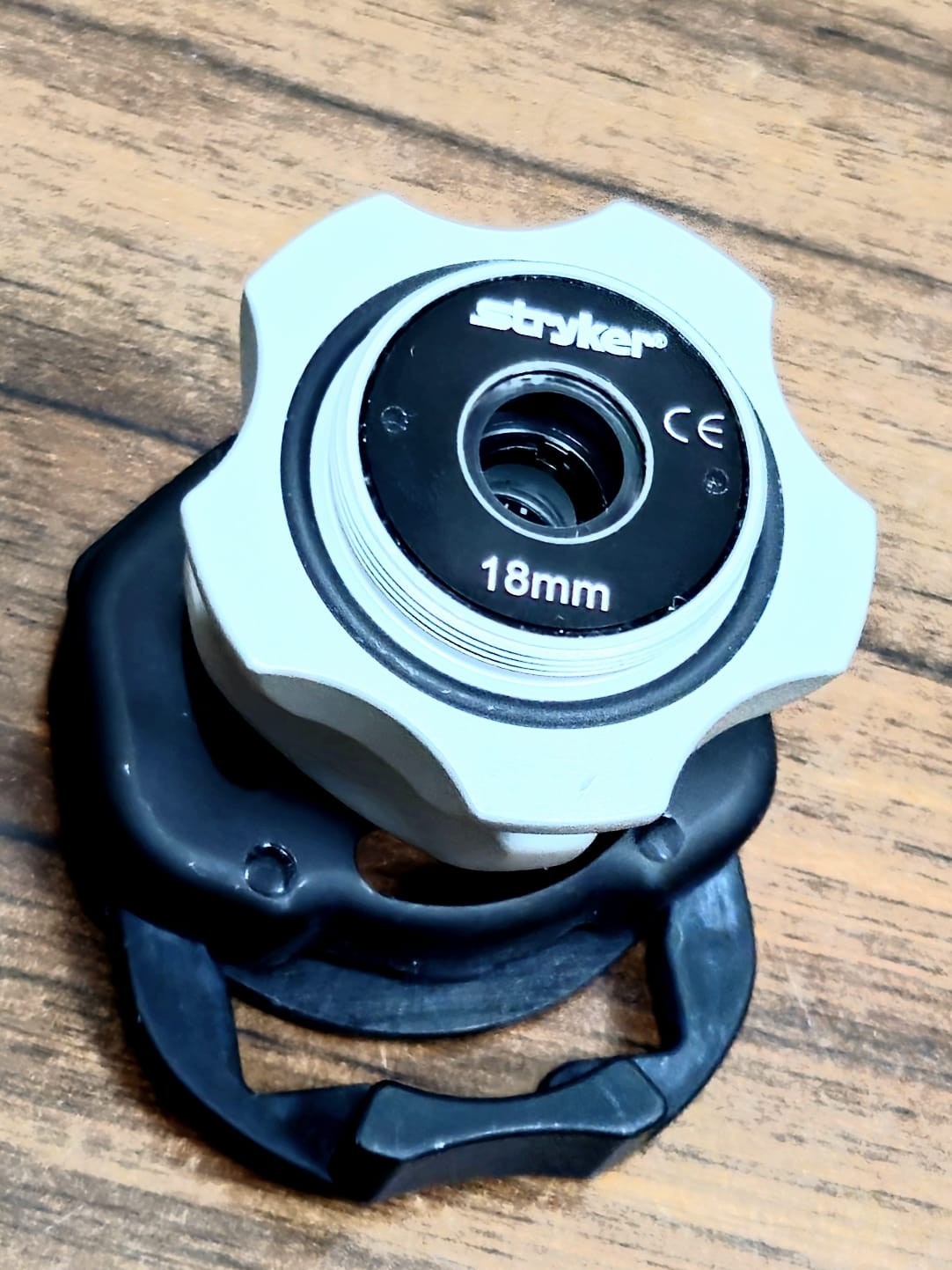 Stryker 18mm HD Camera Coupler C-Mount 1488-020-122 Style - Used, Tested, T...