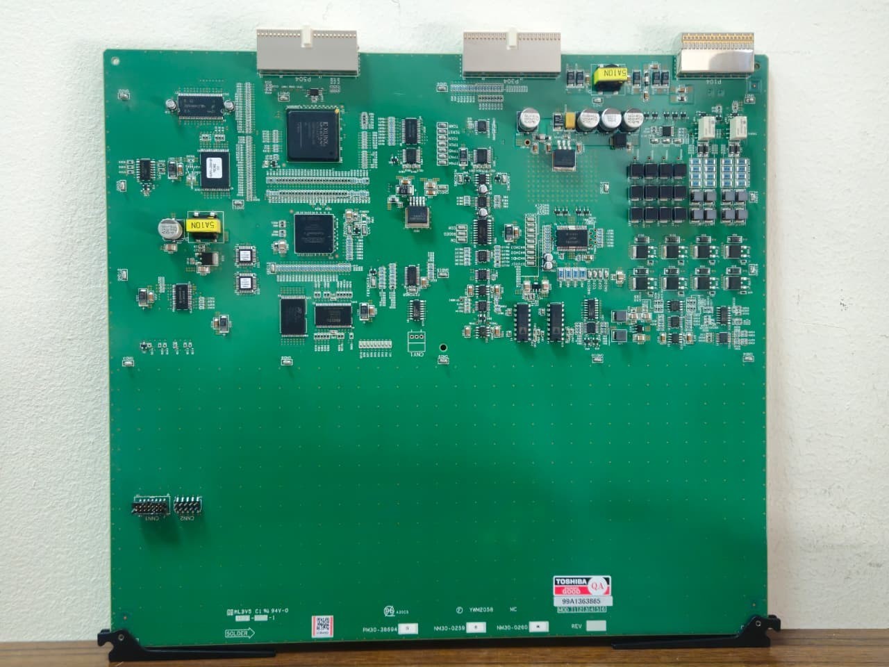 Toshiba Main Board MLBVS C1 R4 YWM2058 99A1363865 PM30-38694