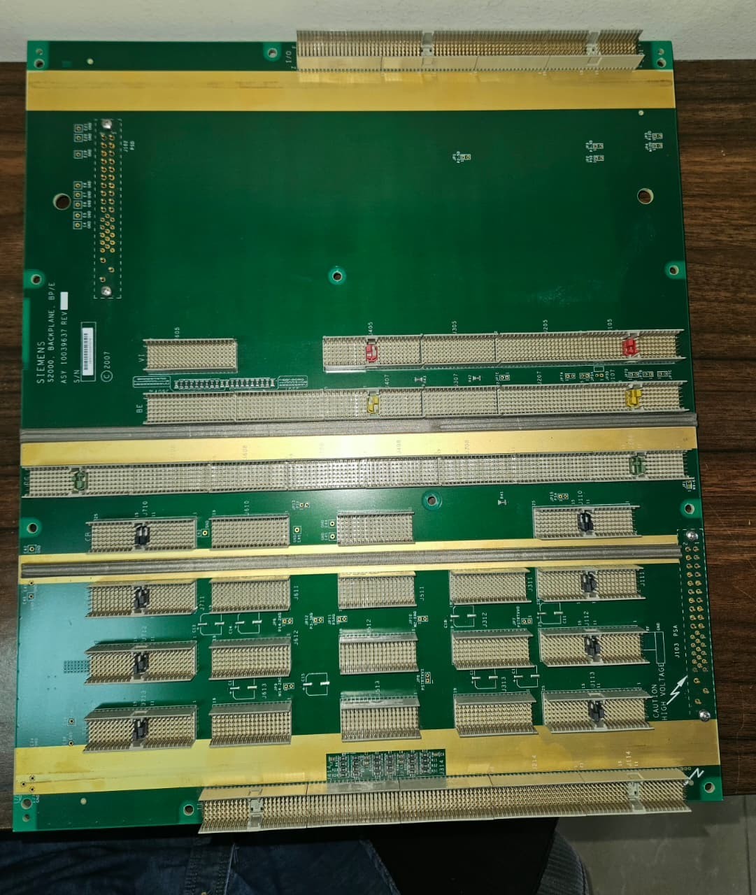 Siemens Acuson S2000 Ultrasound Backplane Board BP/E 10039637 Rev 10