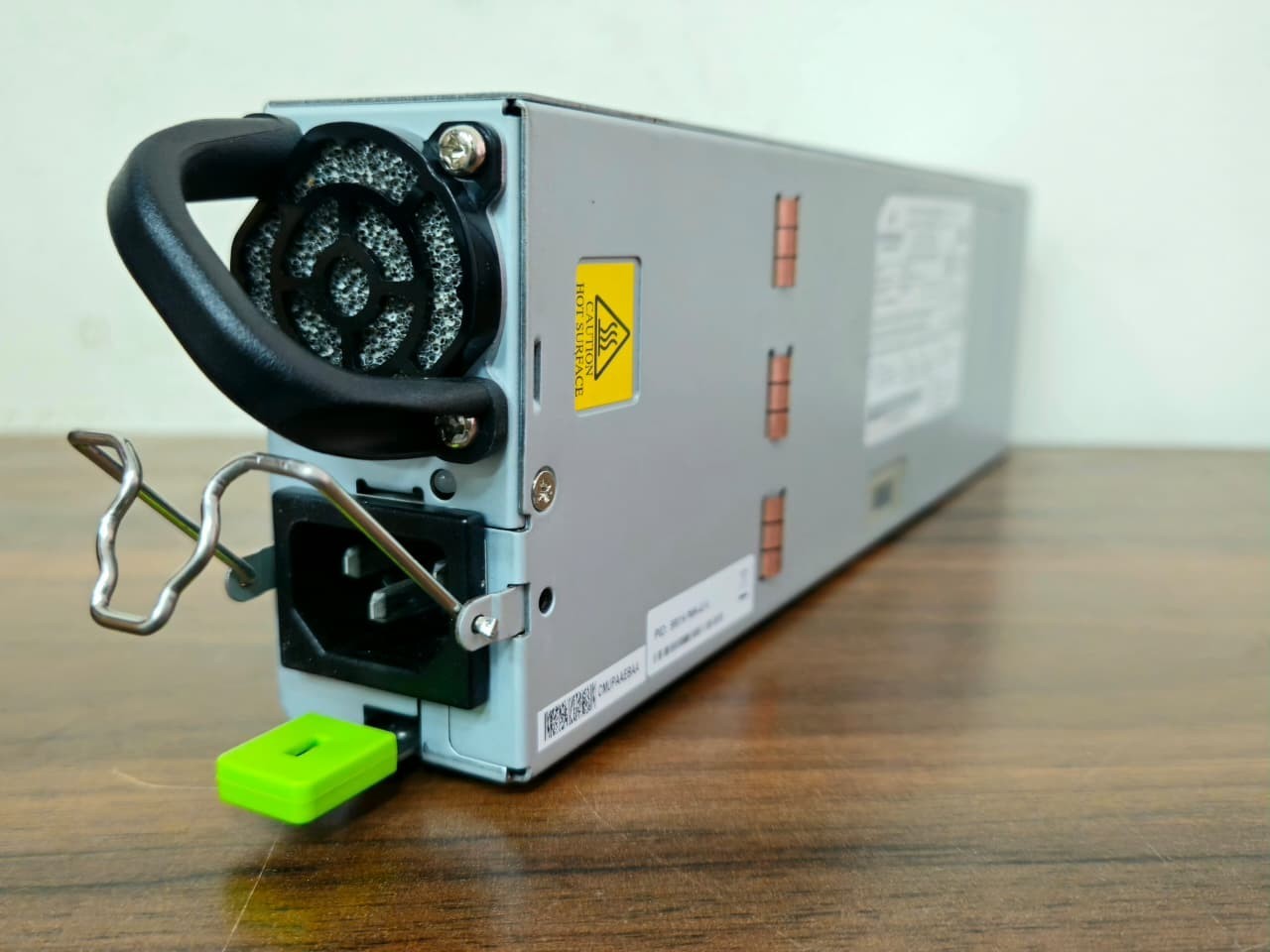 Emerson DS1050-3-001-FF 1000W Network Power Supply 12V 82A 13.5V Tested